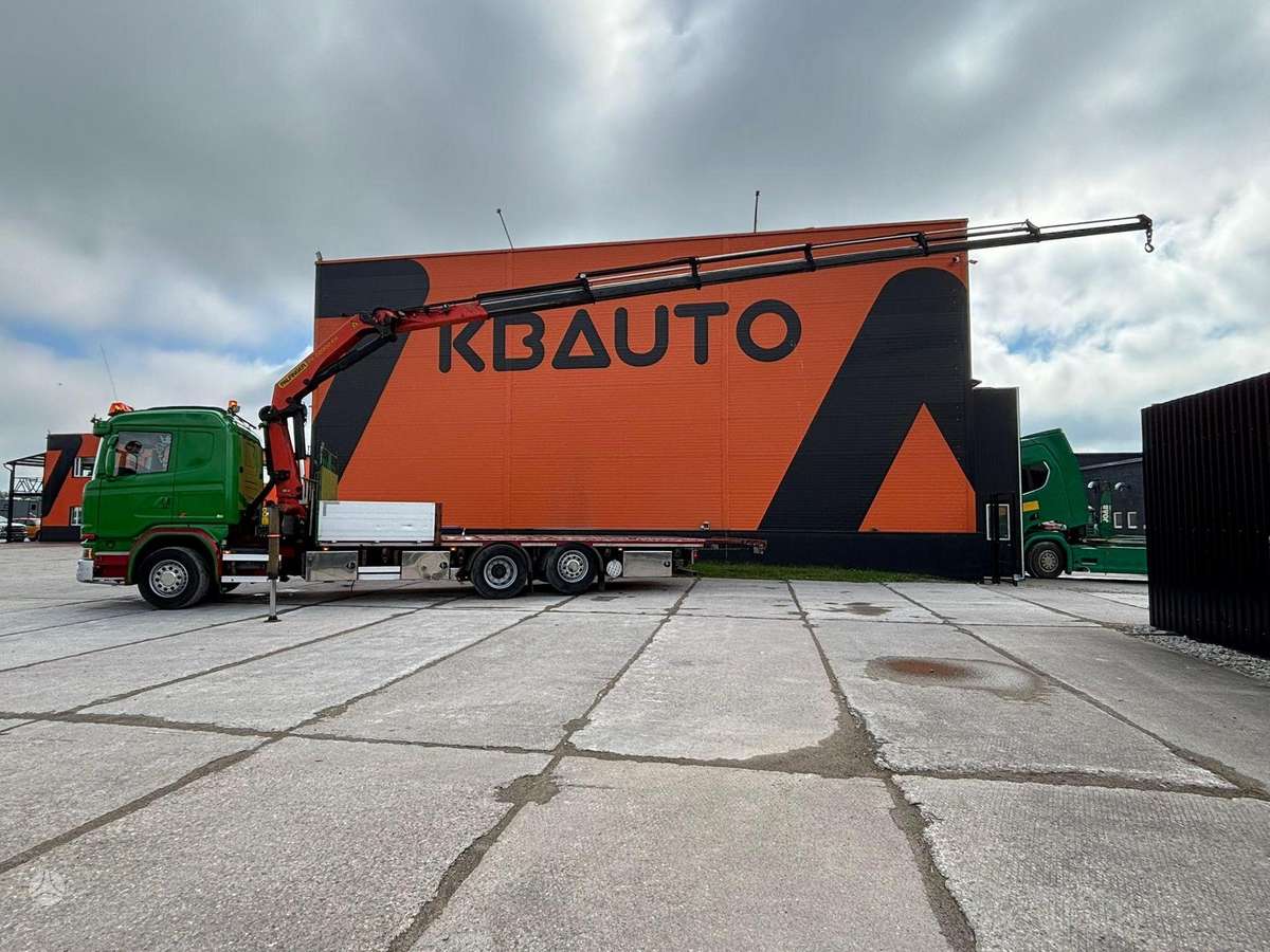 Scania G 450 6x2*4, su kranu