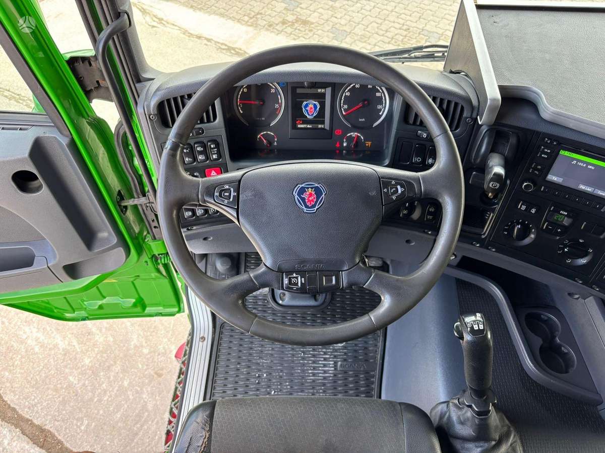 Scania G 450 6x2*4, su kranu