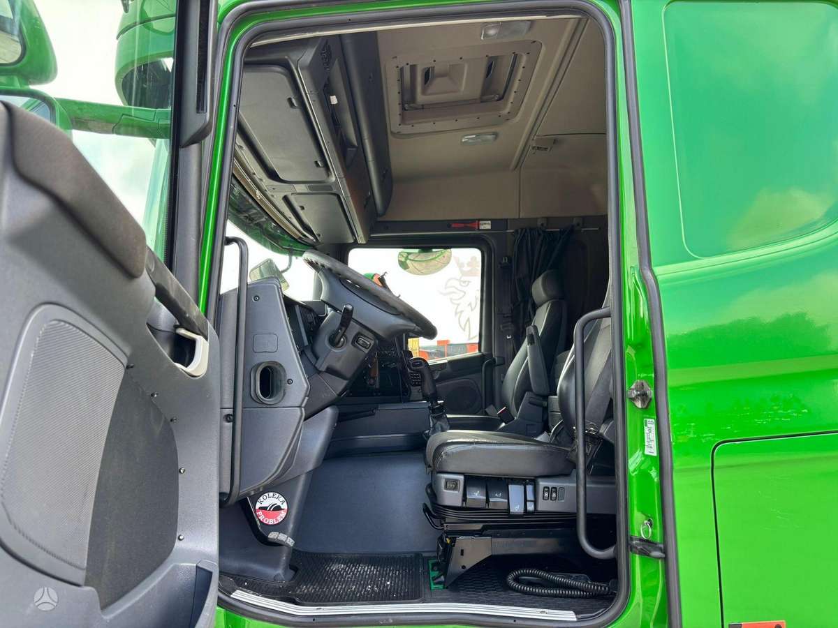 Scania G 450 6x2*4, с краном