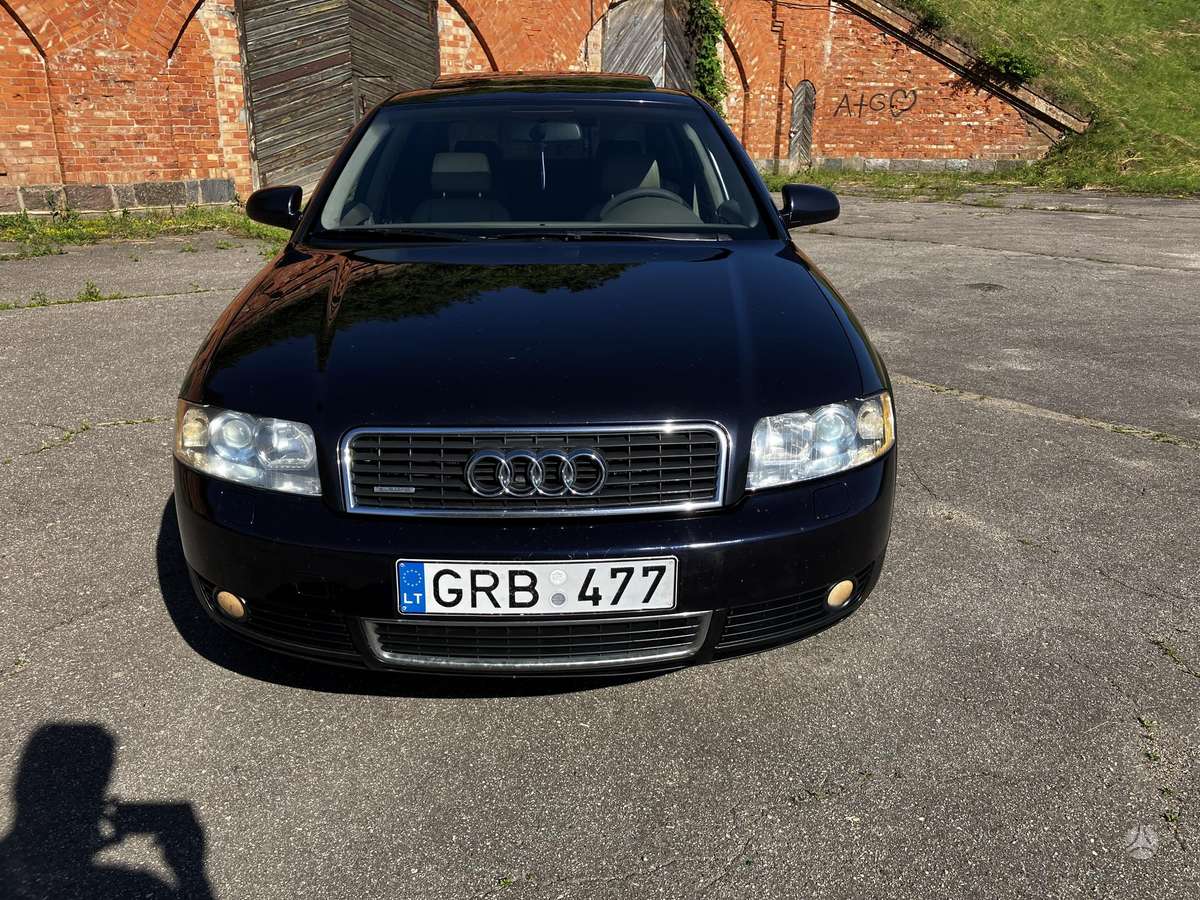 Audi A4, 2.5 l., Седан