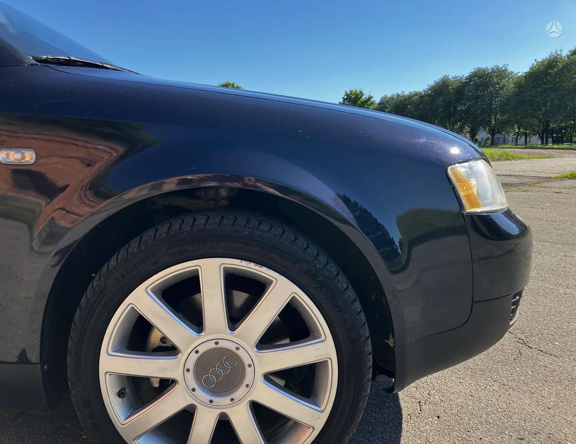 Audi A4, 2.5 l., Седан