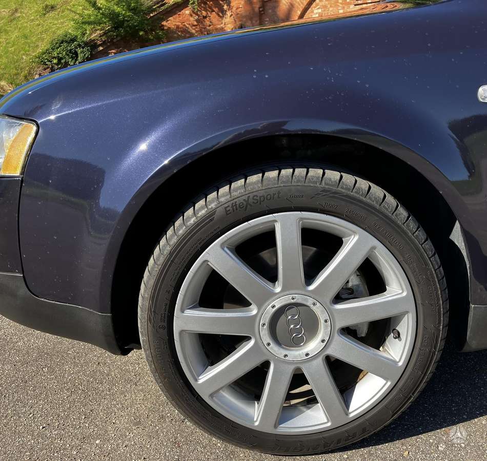 Audi A4, 2.5 l., Седан