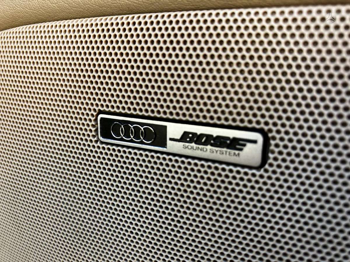 Audi A4, 2.5 l., Седан