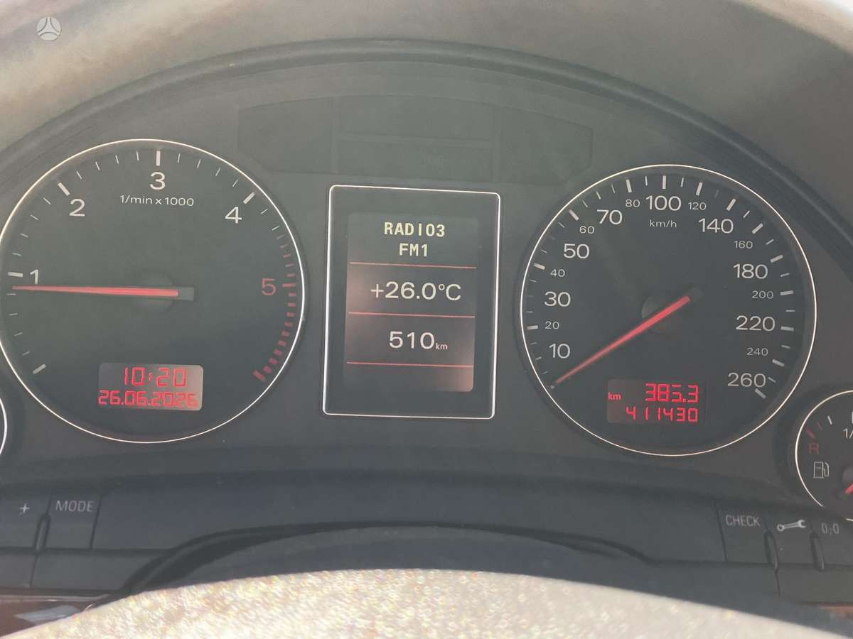 Audi A4, 2.5 l., Седан