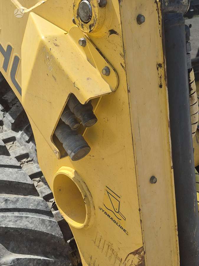 GEHL RT210, mini loaders