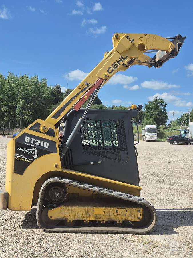 GEHL RT210, mini loaders