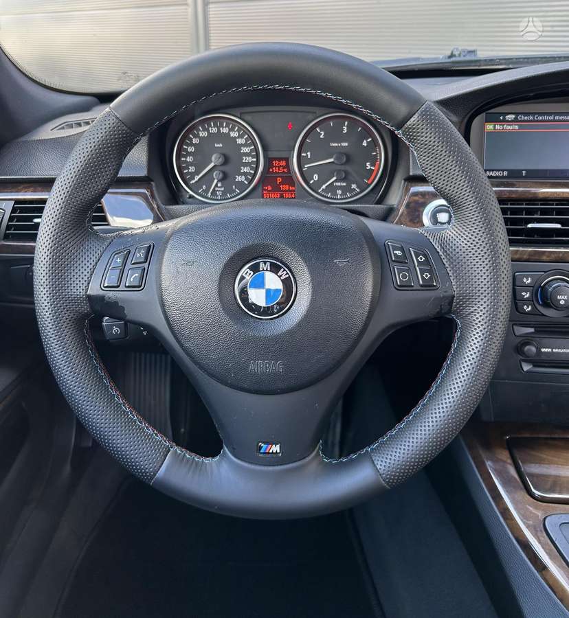 BMW 330, 3.0 l., wagon