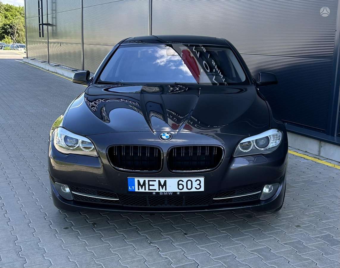 BMW 535, 3.0 l., Седан