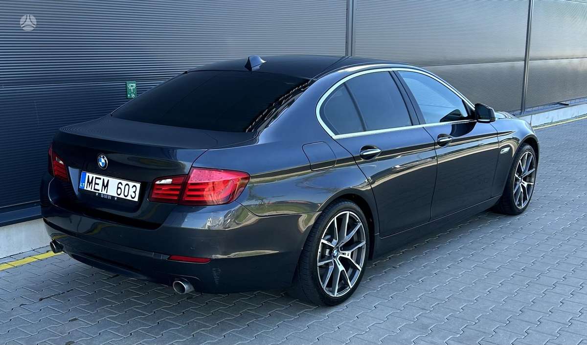 BMW 535, 3.0 l., Седан