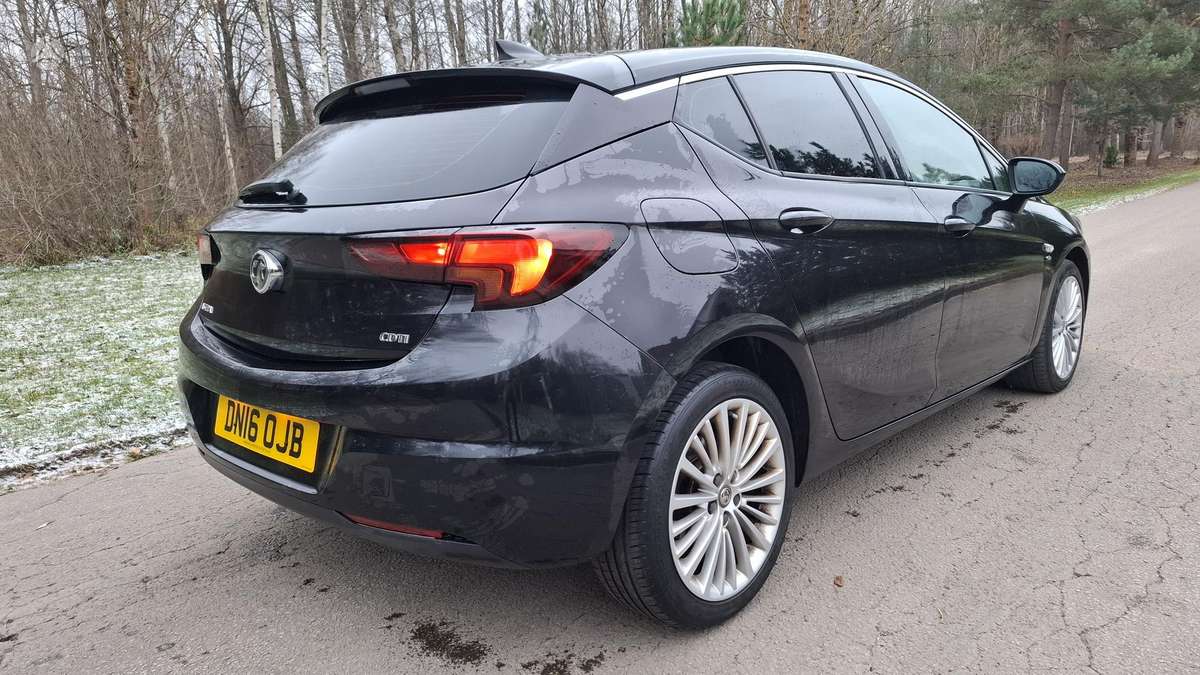 Opel Astra, 1.6 l., Хэтчбек