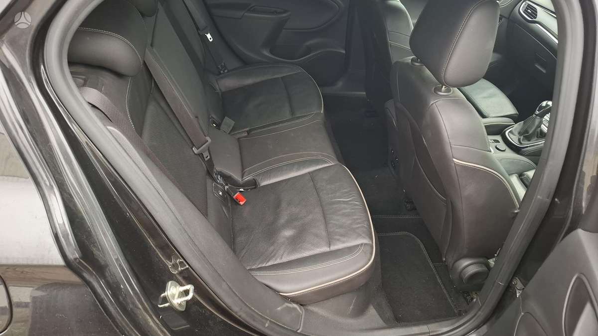 Opel Astra, 1.6 l., Хэтчбек