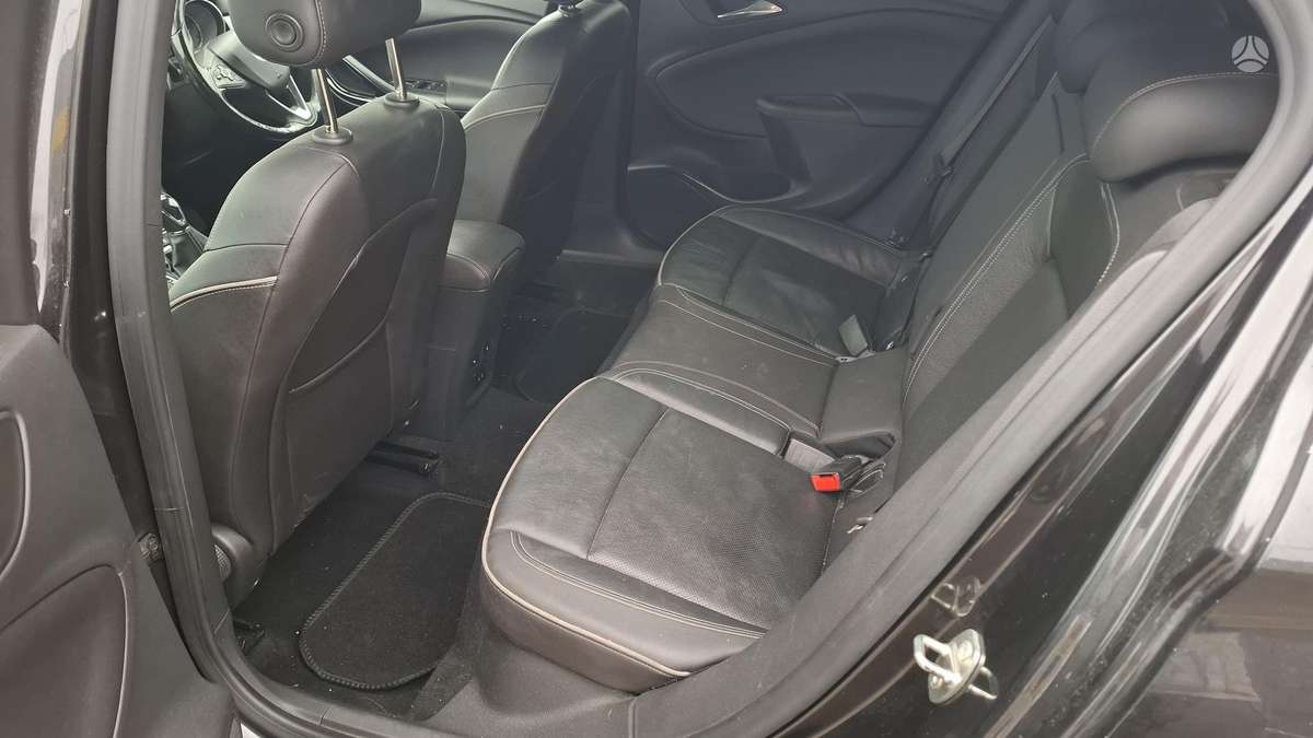 Opel Astra, 1.6 l., Хэтчбек