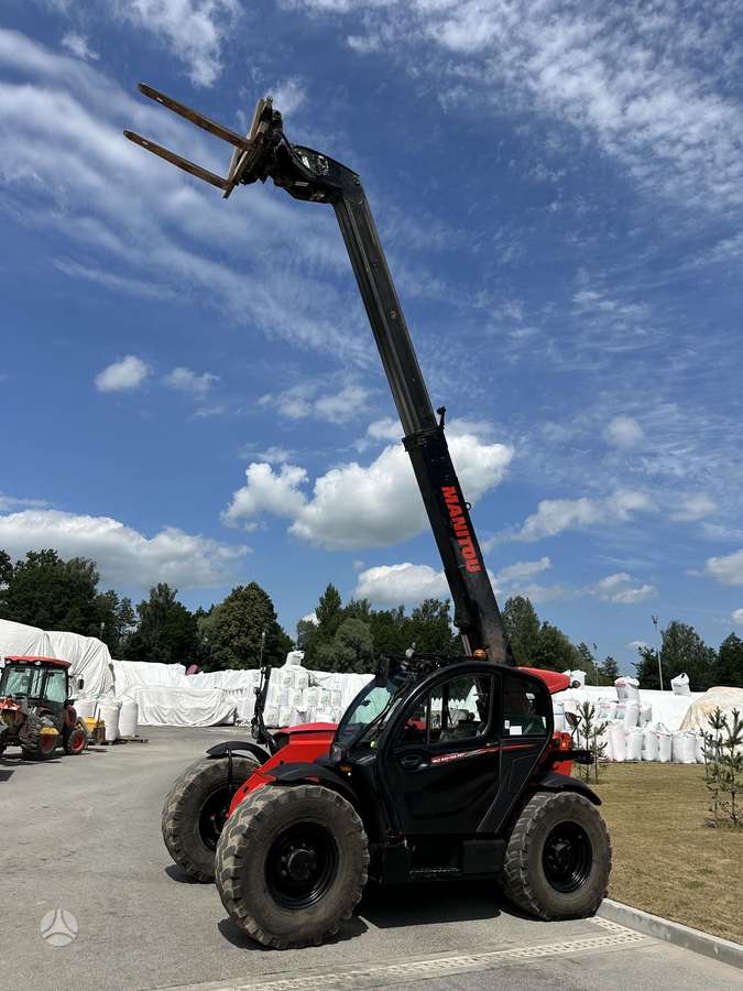 Manitou 841, telescopic handler