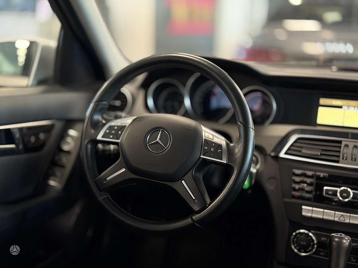 Mercedes-Benz C220, 2.2 l., Универсал