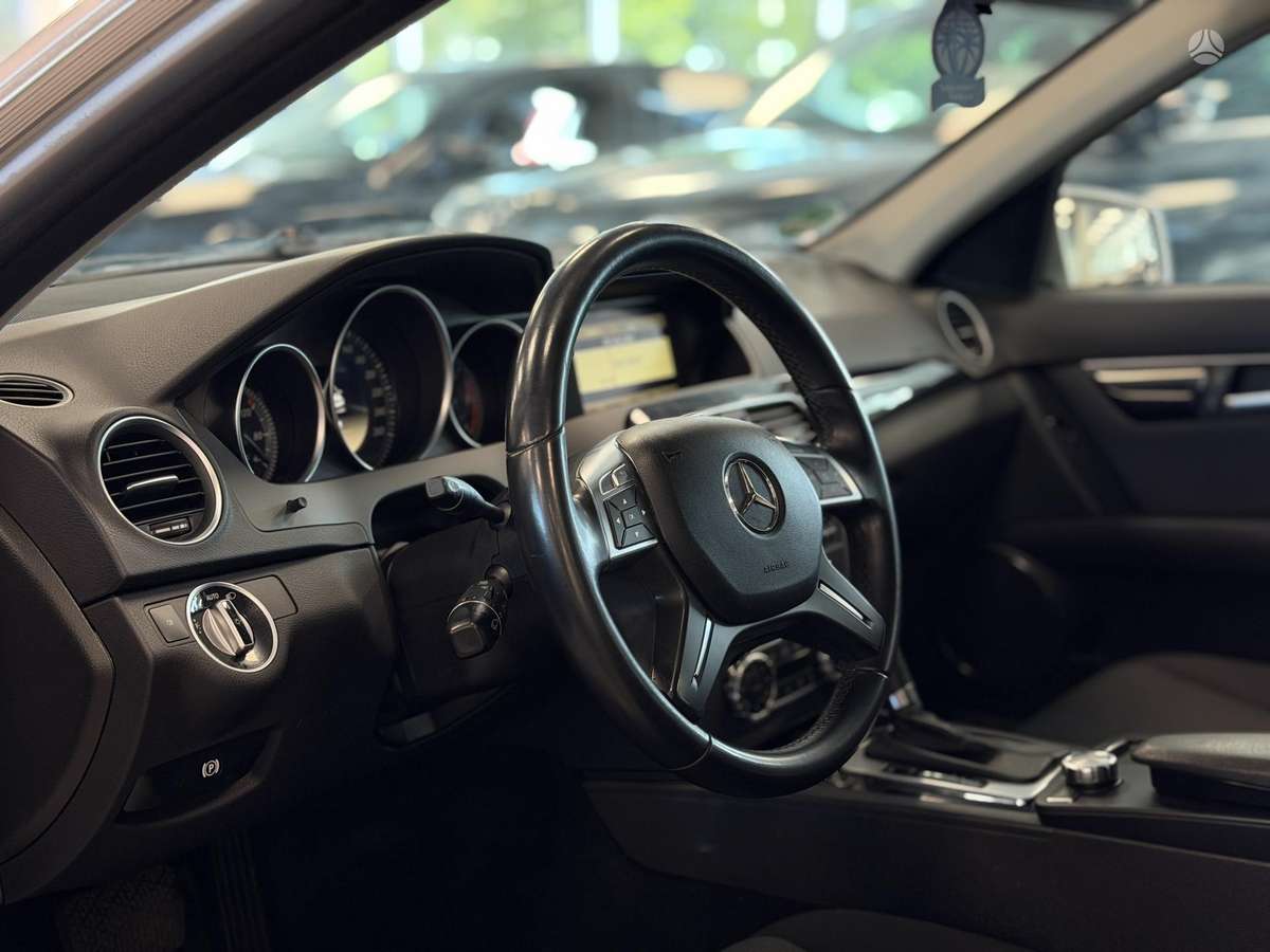 Mercedes-Benz C220, 2.2 l., Универсал