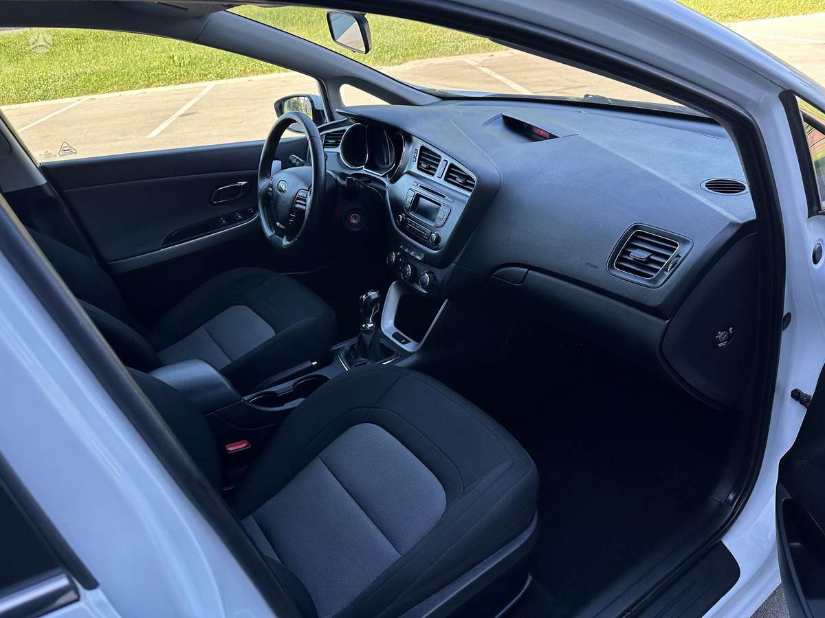 Kia Ceed, 1.6 l., Универсал