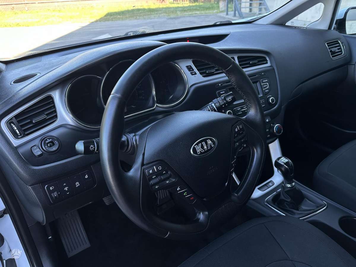 Kia Ceed, 1.6 l., Универсал