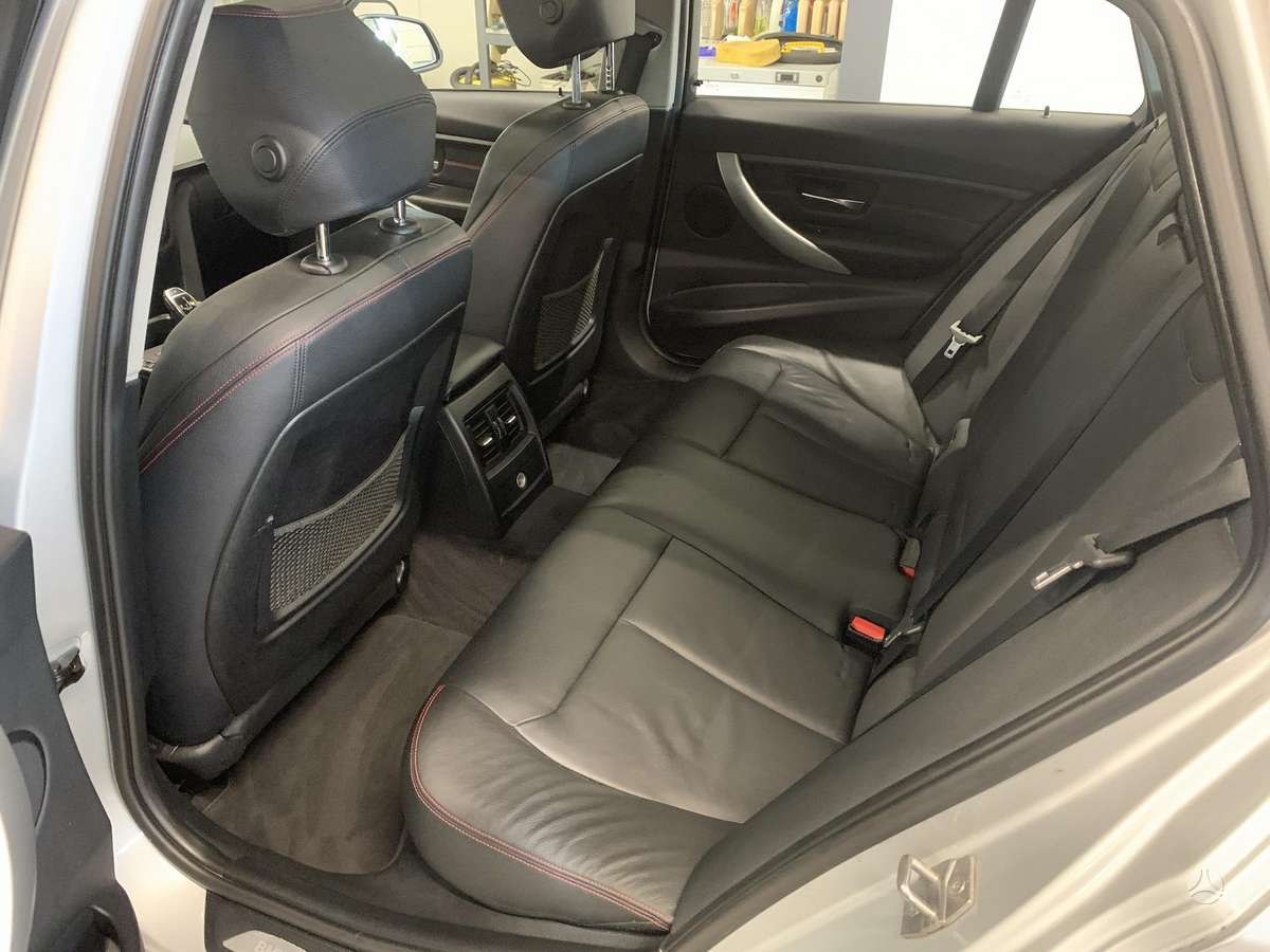 BMW 320, 2.0 l., wagon
