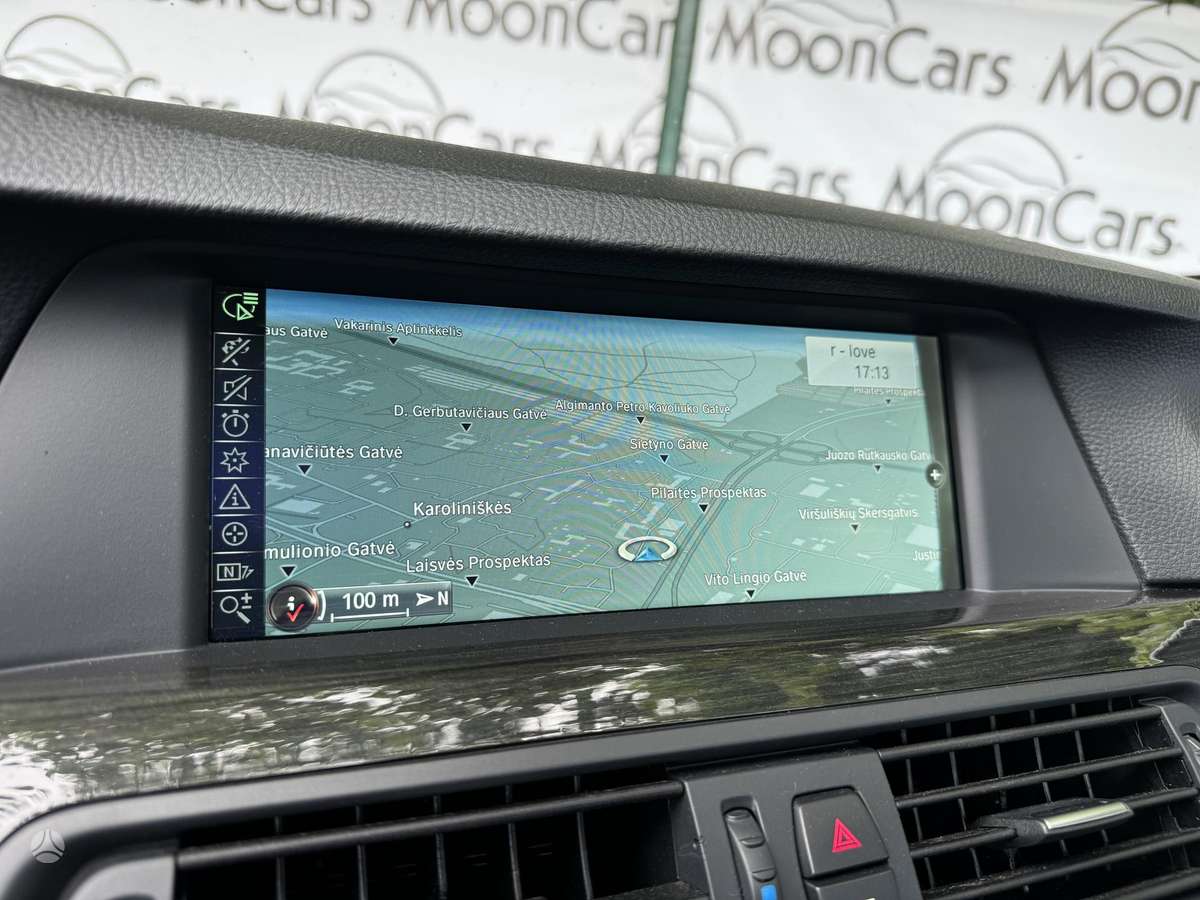 BMW 550, 4.4 l., Седан