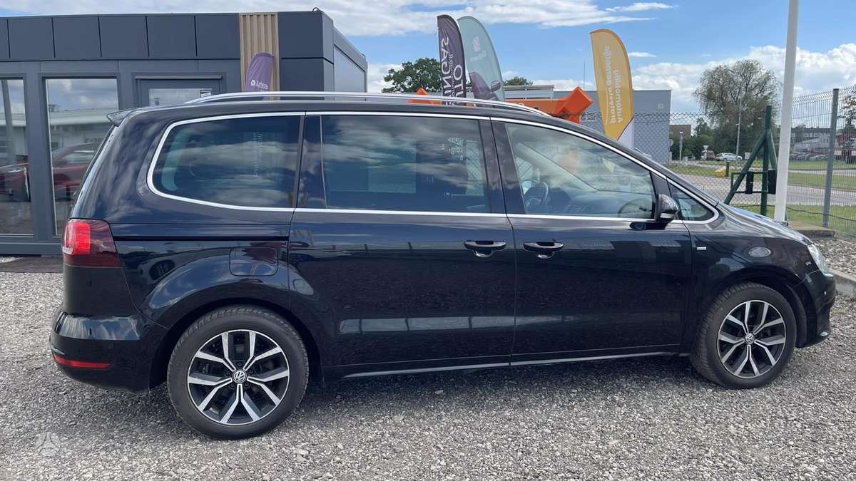 Volkswagen Sharan - 10