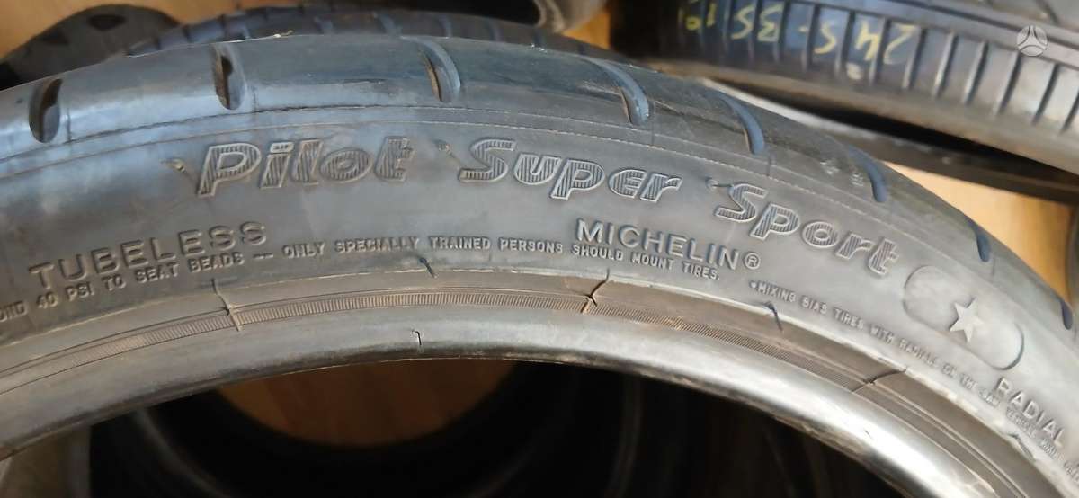 Michelin, vasaras 245/35 R19