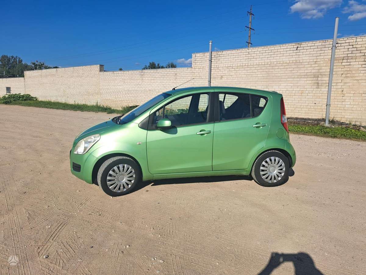 Suzuki Splash, 1.0 l., Хэтчбек