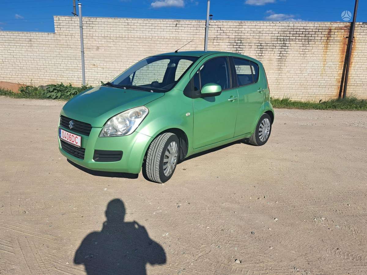 Suzuki Splash, 1.0 l., hatchback