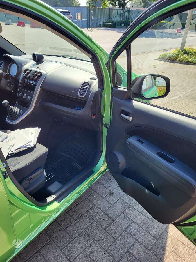 Suzuki Splash, 1.0 l., Хэтчбек