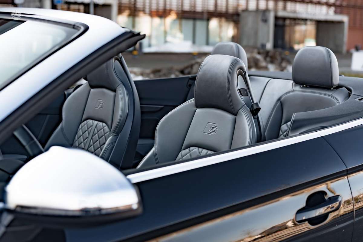 Audi S5, 3.0 l., convertible