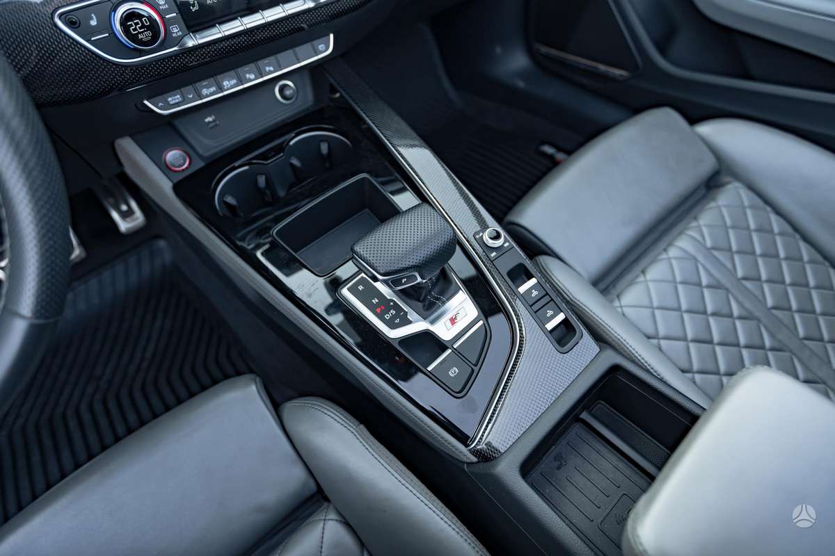 Audi S5, 3.0 l., convertible