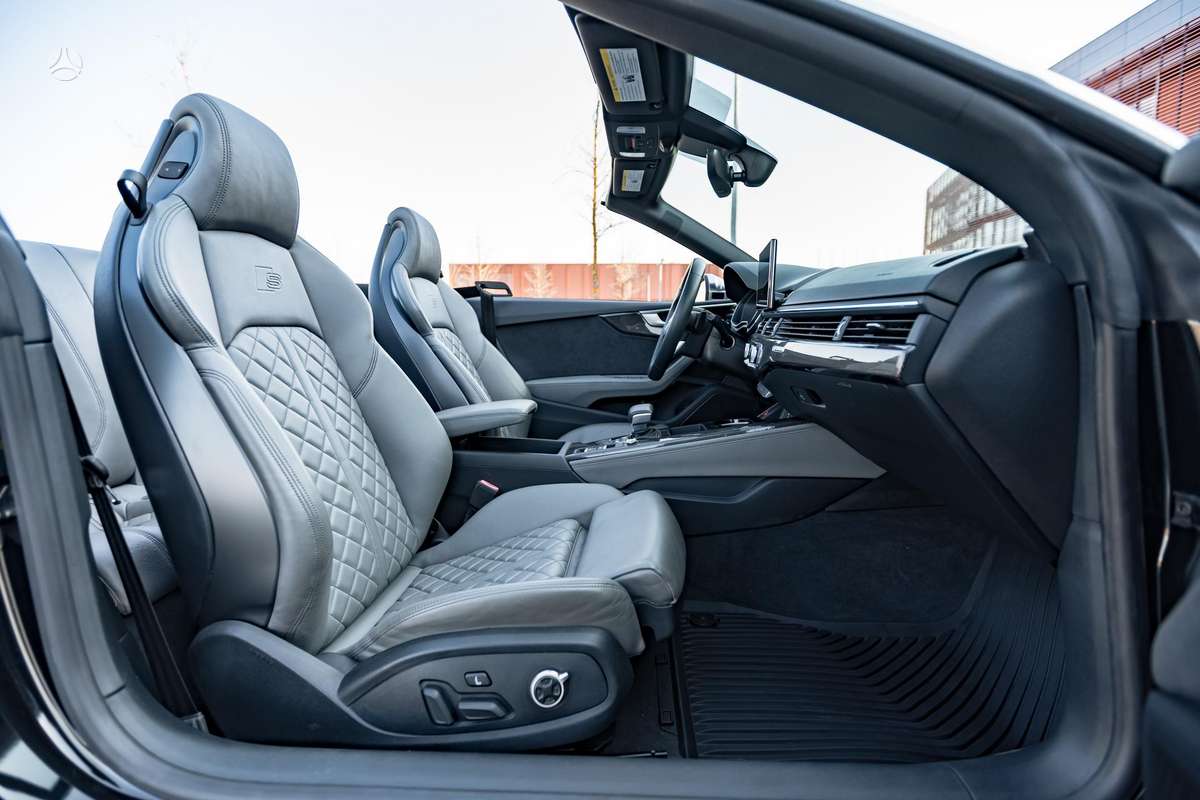 Audi S5, 3.0 l., convertible