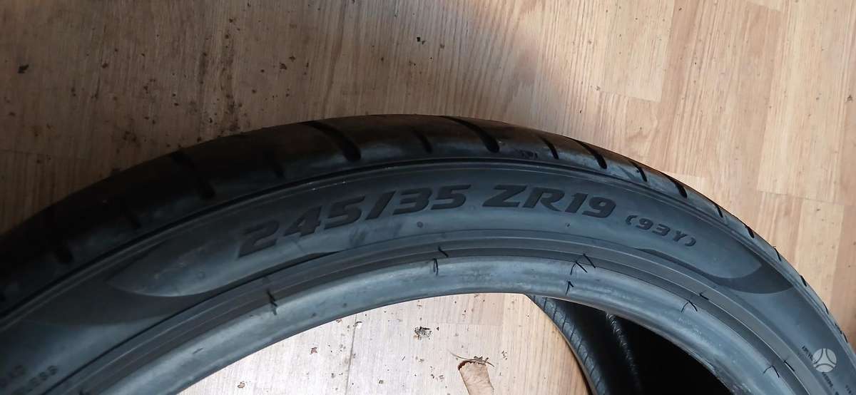 Pirelli, vasarinės 245/35 R19