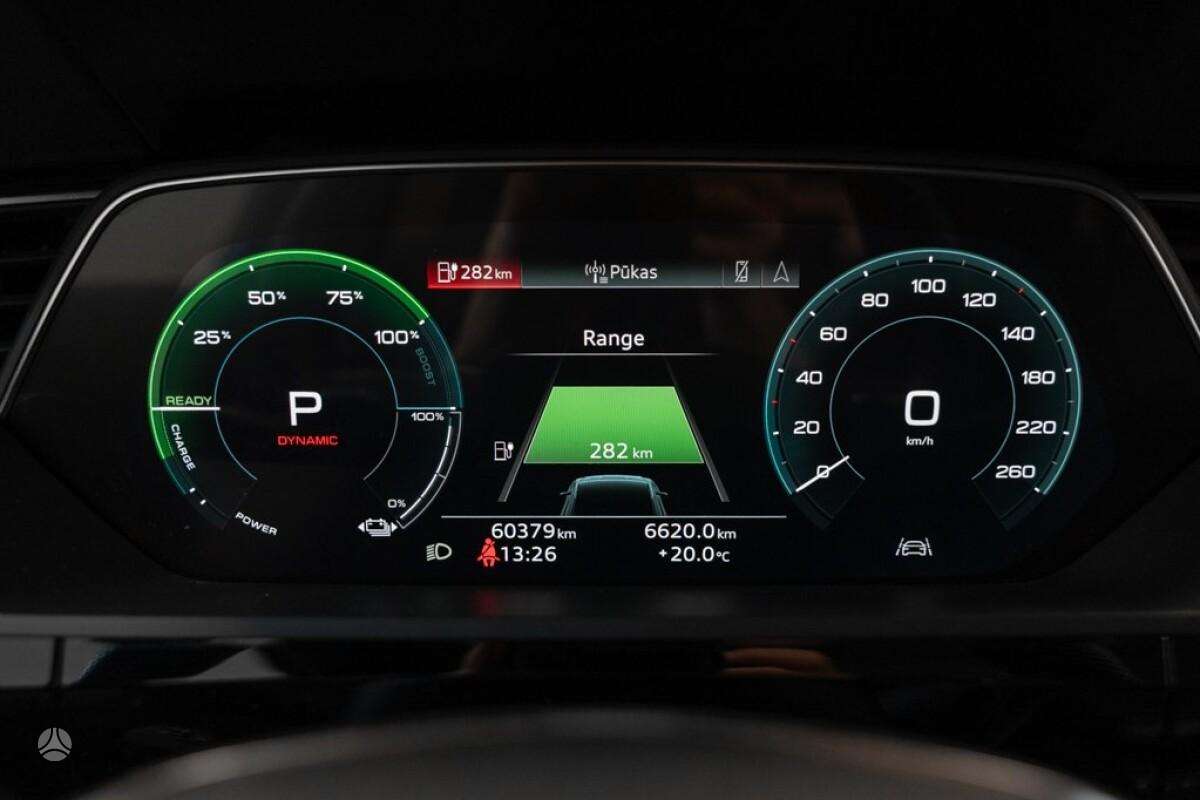 Audi e-tron, Внедорожник / Кроссовер