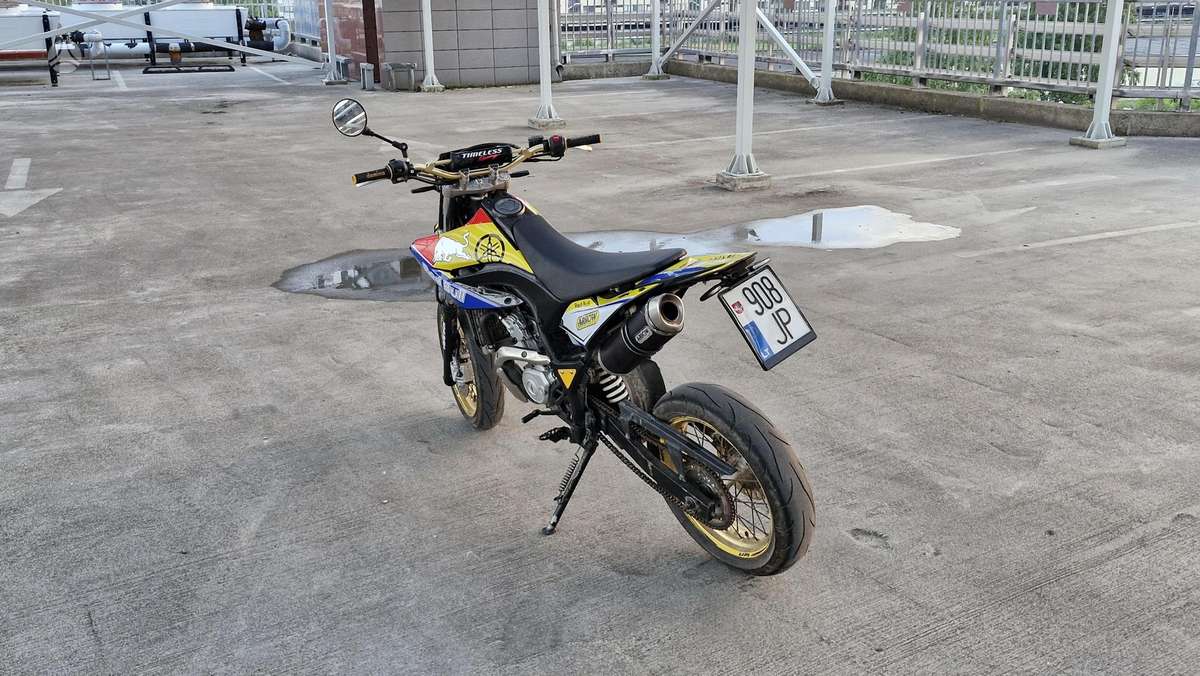 Yamaha WR 125X, supermoto