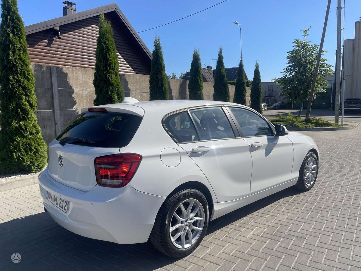 BMW 116, 2.0 l., Хэтчбек