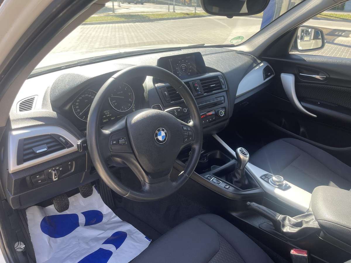 BMW 116, 2.0 l., Хэтчбек
