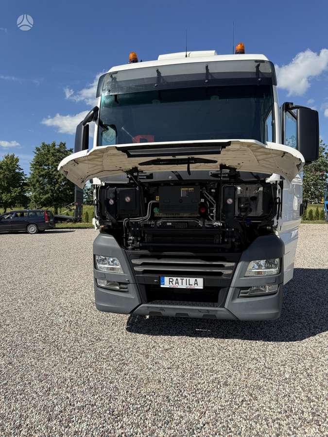 MAN TGX 26.400 steering axle, auto transporters