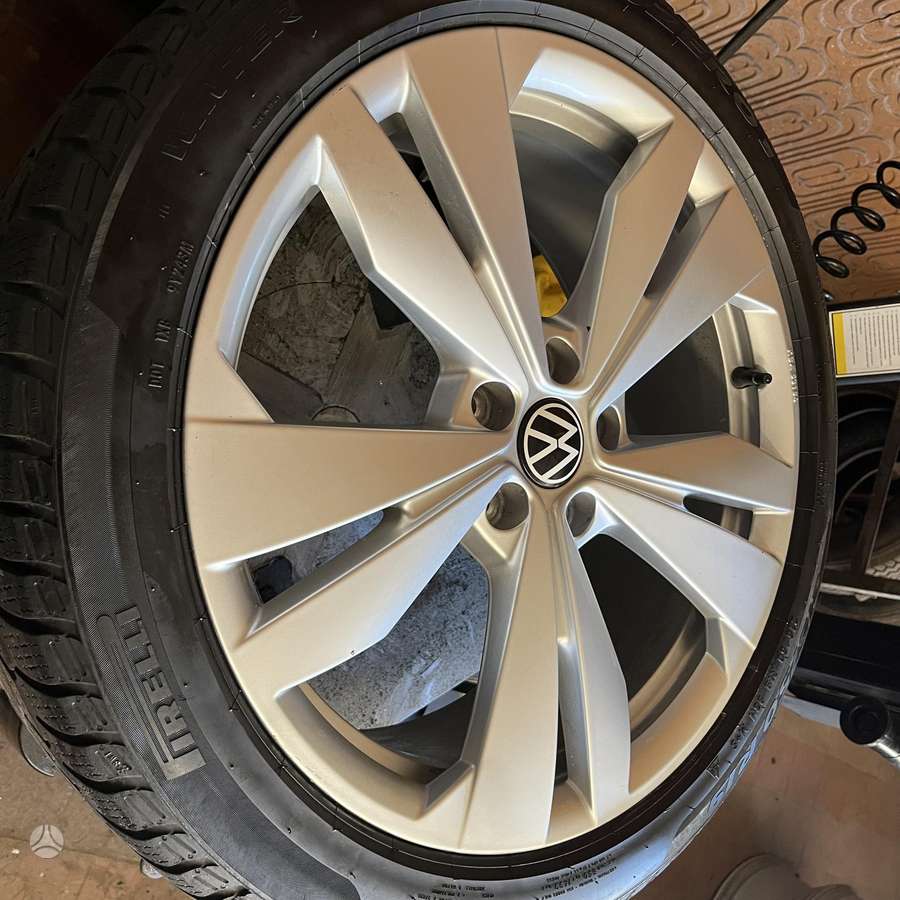 Volkswagen, light alloy, R19