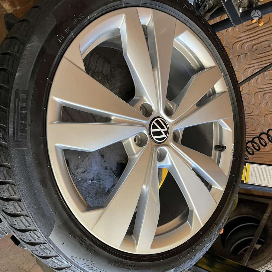 Volkswagen, light alloy, R19