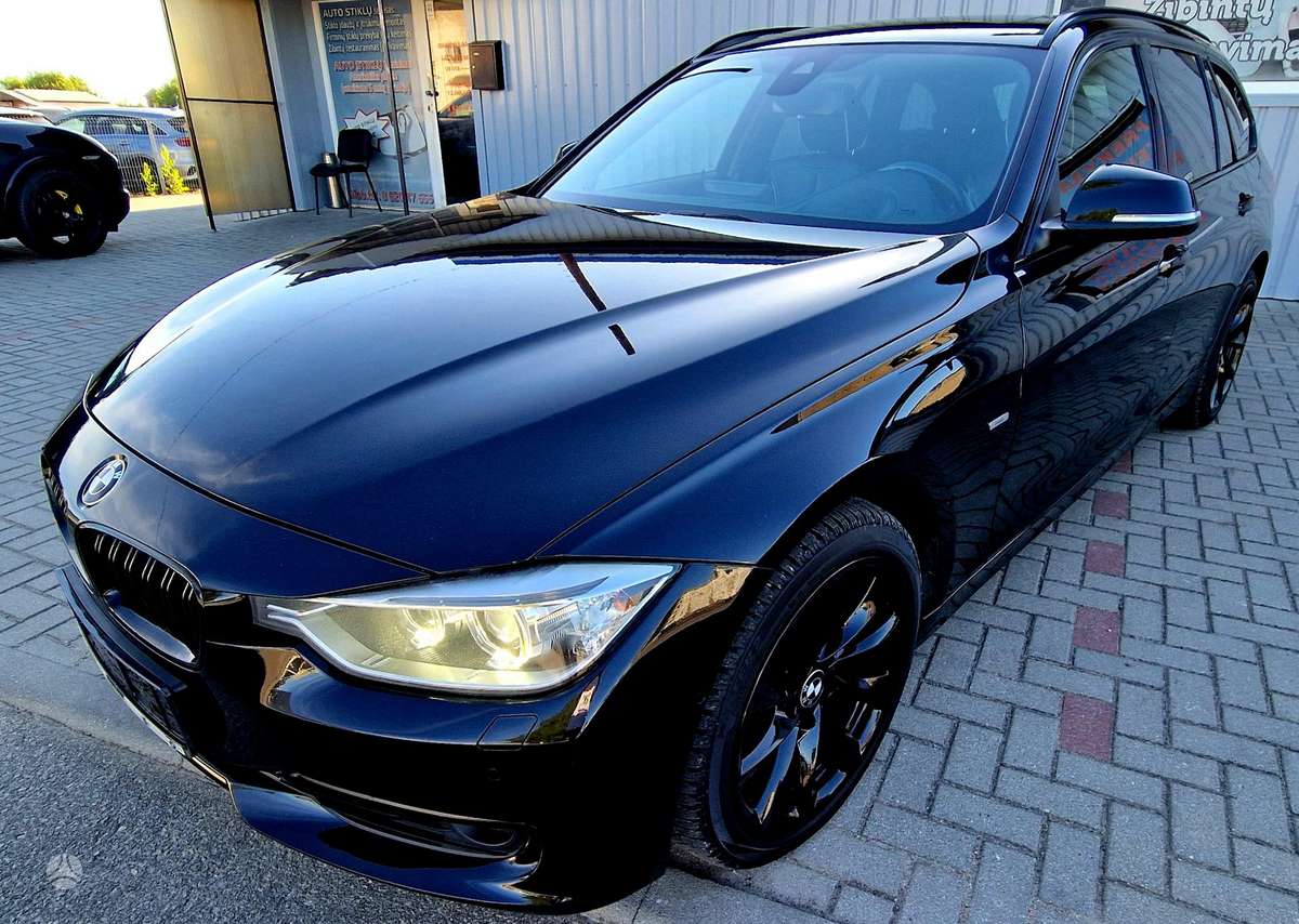BMW 330, 3.0 l., wagon