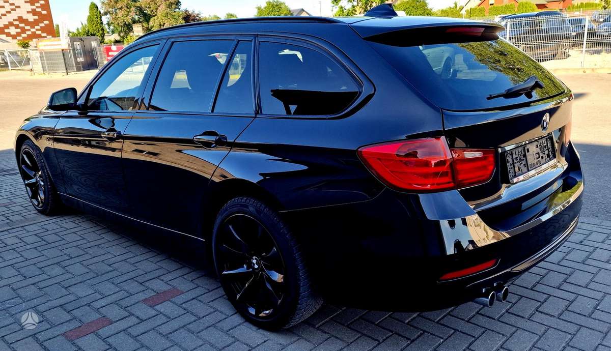 BMW 330, 3.0 l., wagon