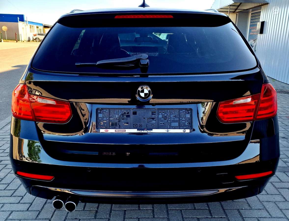 BMW 330, 3.0 l., wagon