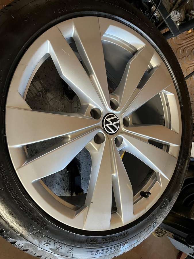 Volkswagen, light alloy, R20