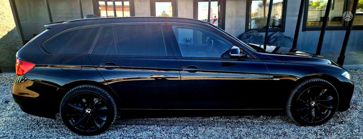 BMW 330, 3.0 l., wagon