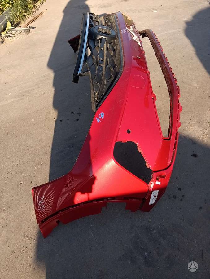Volkswagen Taigo bumpers