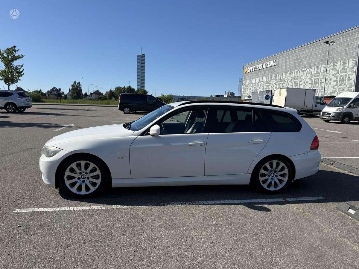 BMW 320, 2.0 l., wagon