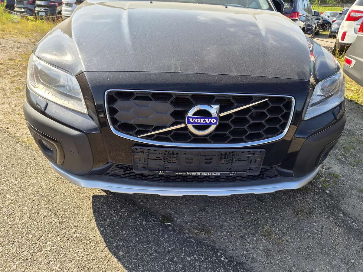Volvo XC70, 2.4 l., wagon