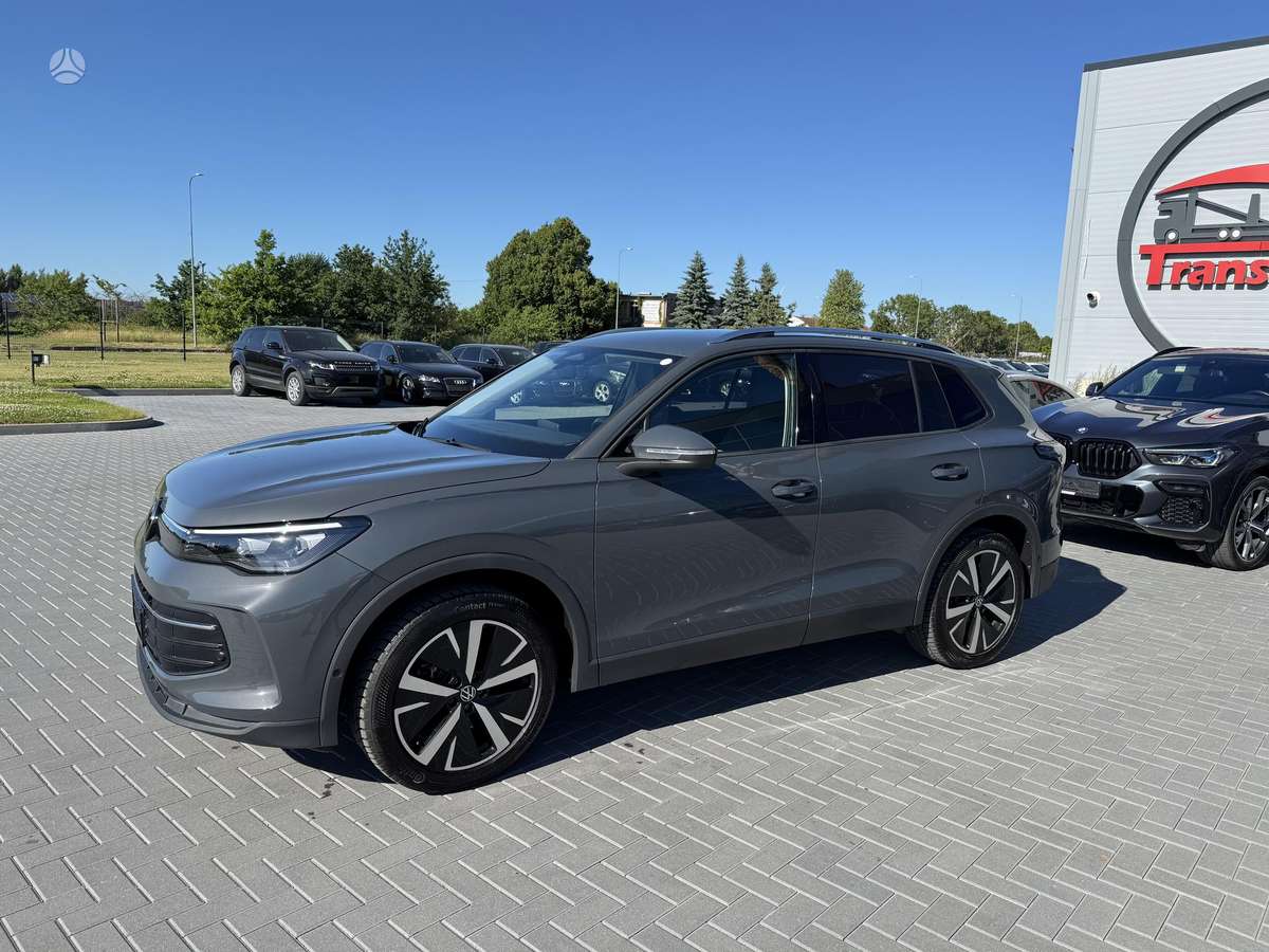 Volkswagen Tiguan - 2