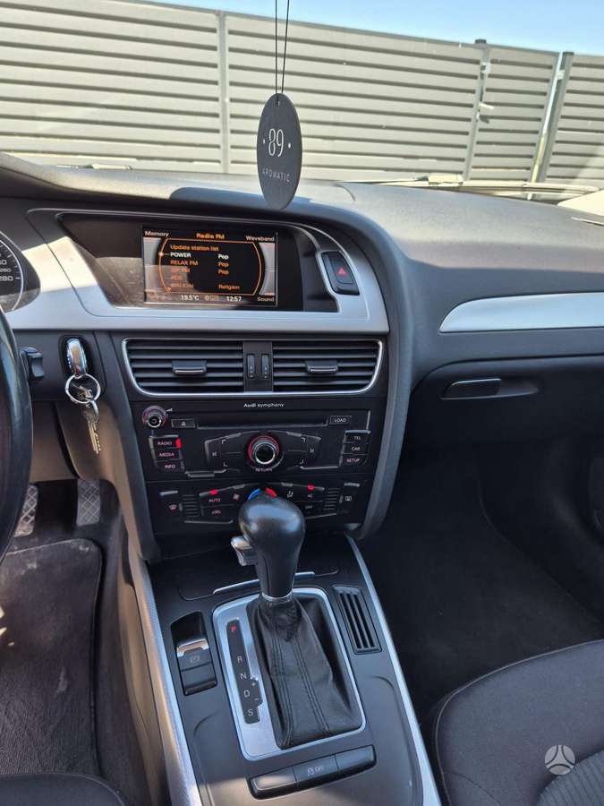 Audi A4, 2.0 l., universalas