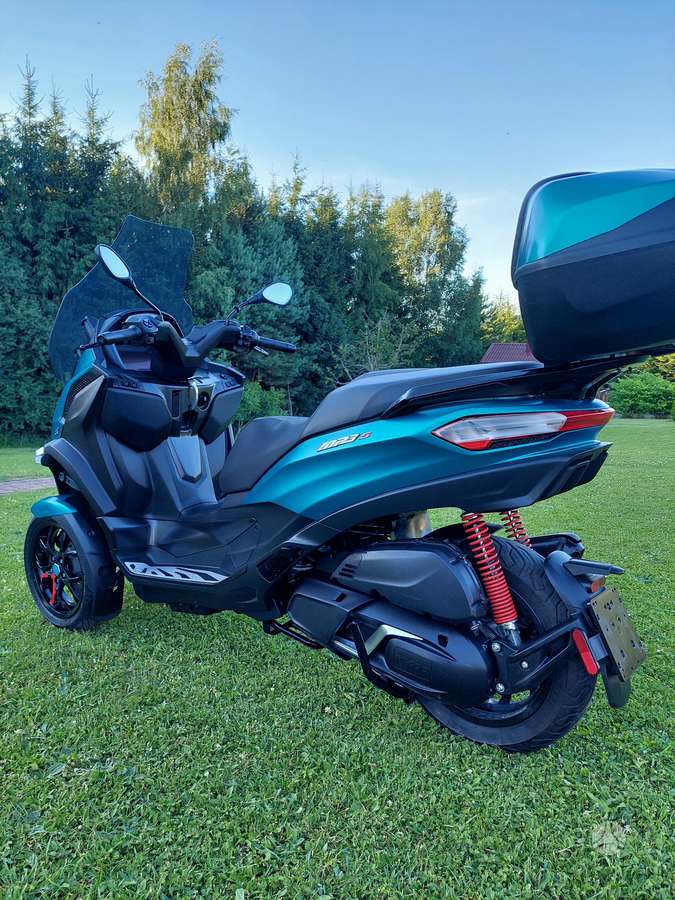 Piaggio MP3 400cc, triračiai